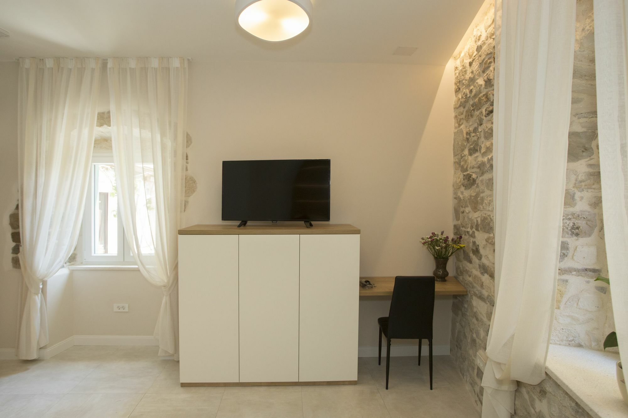 Situs Residence Split Eksteriør billede